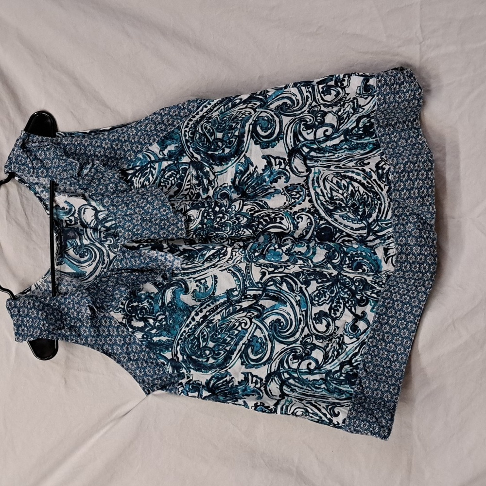16 Ladies summer Tommy Hilfiger sleeveless blue,  turquoise and white  top